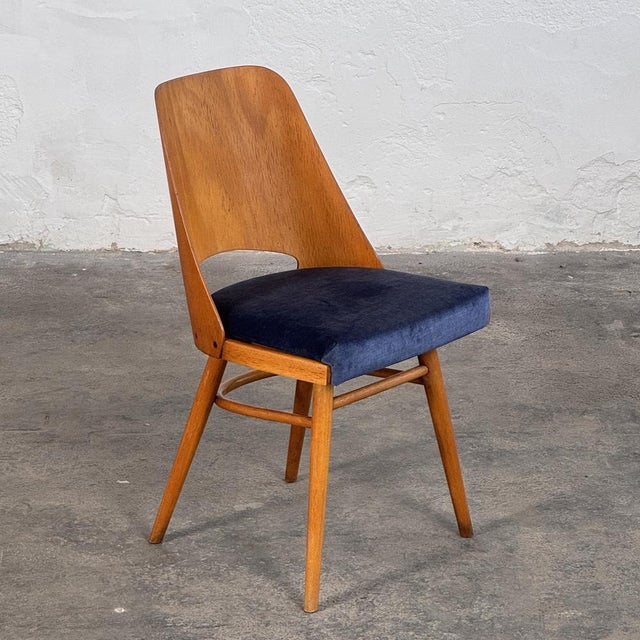Mid-Century Modern Mid-Century Modern Dining Chairs by Radomír Hofman for Ton, 1960s, Set of 2 For Sale - Image 3 of 14