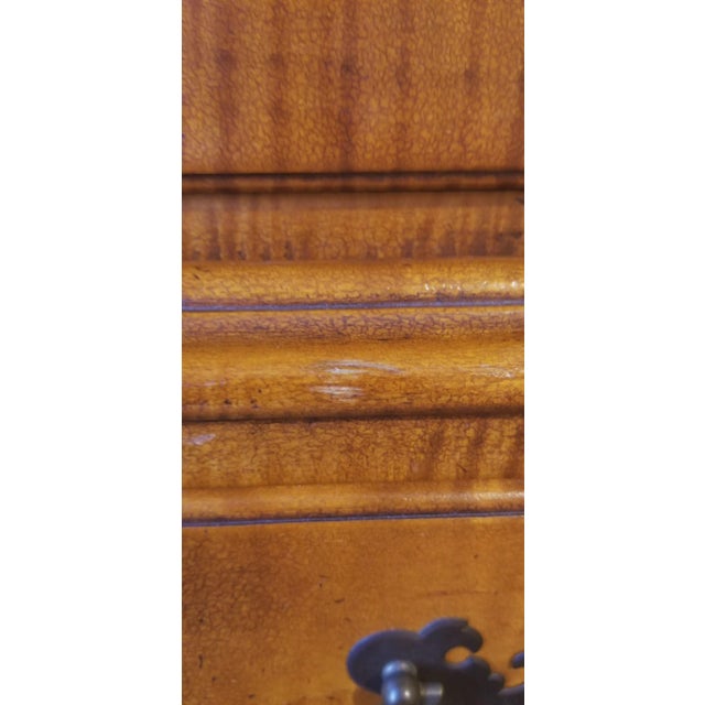 Tiger Maple Queen Anne Style Highboy Chest by Joseph F. Bachut (2005) For Sale - Image 9 of 14