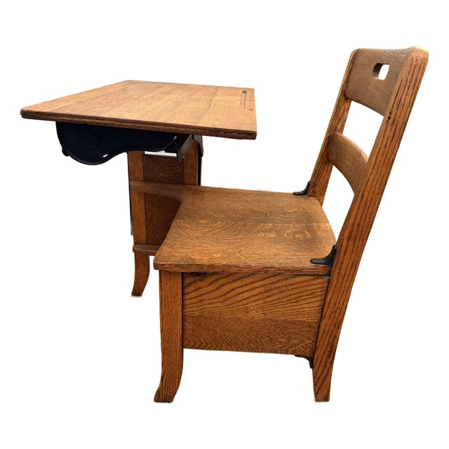 Antique Moulthrop Oak Adjustable School Desk – Langslow-Fowler Rochester Ny – Early 1900s For Sale