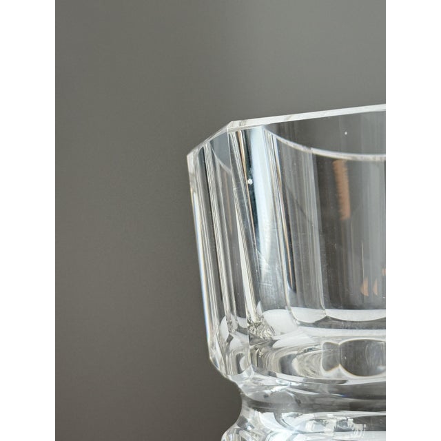 White Vintage Art Deco Vase by Josef Hoffmann for Ludwig Moser Bohemia, 1920s For Sale - Image 8 of 9