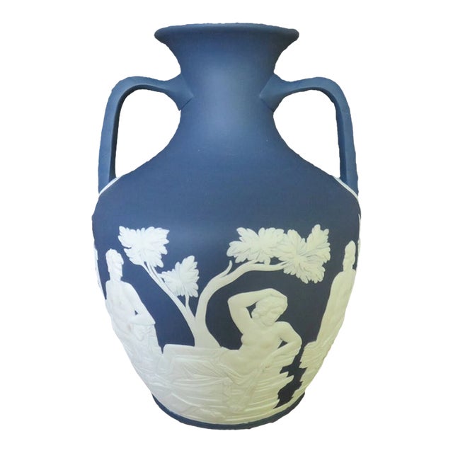 Wedgwood Portland Blue Jasperware Full-Size Portland Vase Phrygian Cap Le 50 For Sale