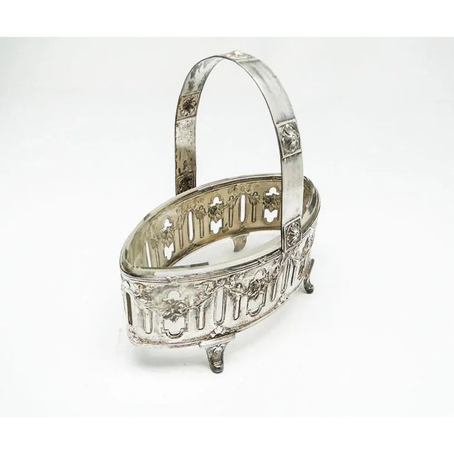 19th Century Basket, Vienna, in Very Good conditions. Designed before 1890