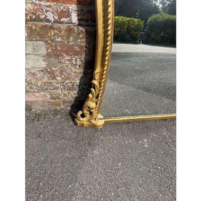 Antique English Gilt Hour Glass Ribbed Framed Overmantle Mirror, 19th Century For Sale - Image 5 of 8