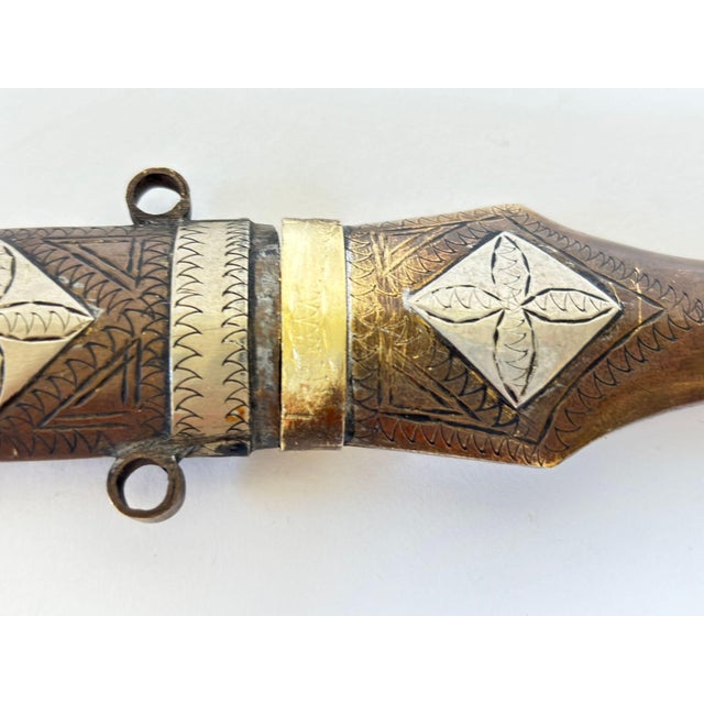 Moroccan Dagger Brass and Silver Decorative Collector Khoumya For Sale - Image 9 of 18
