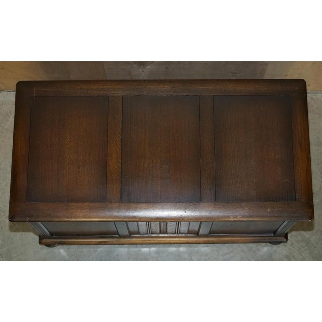 English Jacobean Style Oak Linen Trunk or Chest For Sale - Image 10 of 18