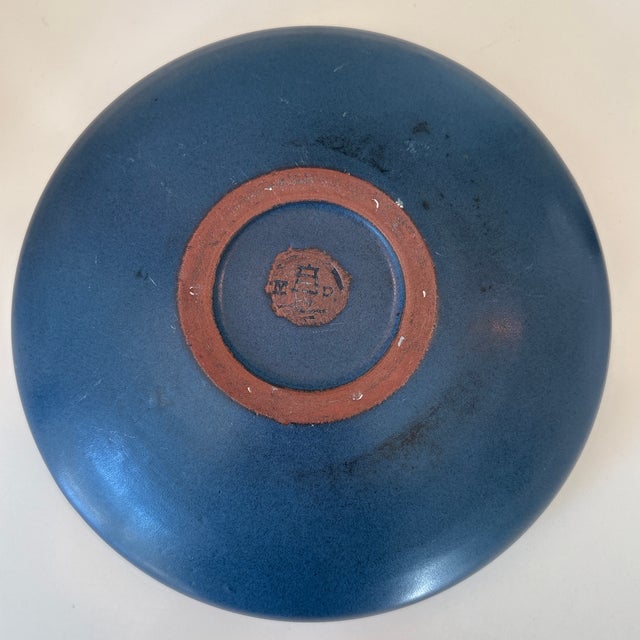 1910s Marblehead Pottery Low Shallow Blue Bowl For Sale - Image 5 of 7
