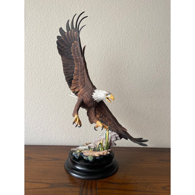 Good vintage condition. No chips. Please see the photos for details. Was kept in the original box. But the foam had...