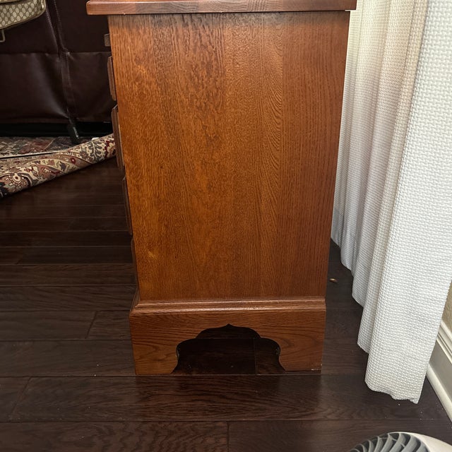 1990s Keller Furniture Co. Solid Oak/Wood Nightstands. For Sale - Image 5 of 8