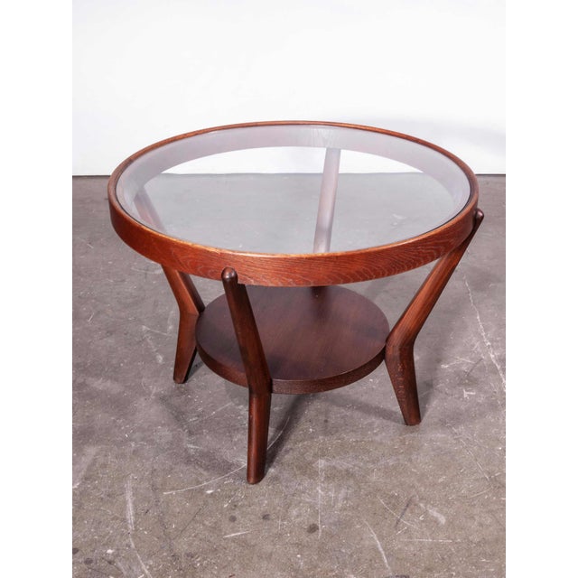 Round Dark Oak Side Table by Kozelka & Kropacek for Interieur Praha, 1950s For Sale - Image 3 of 8
