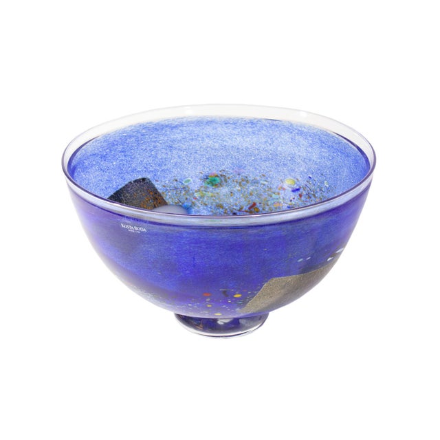 A glass bowl designed by the Swedish glass artist and designer Bertil Vallien (born 1938) for Kosta Boda. From Vallien's...