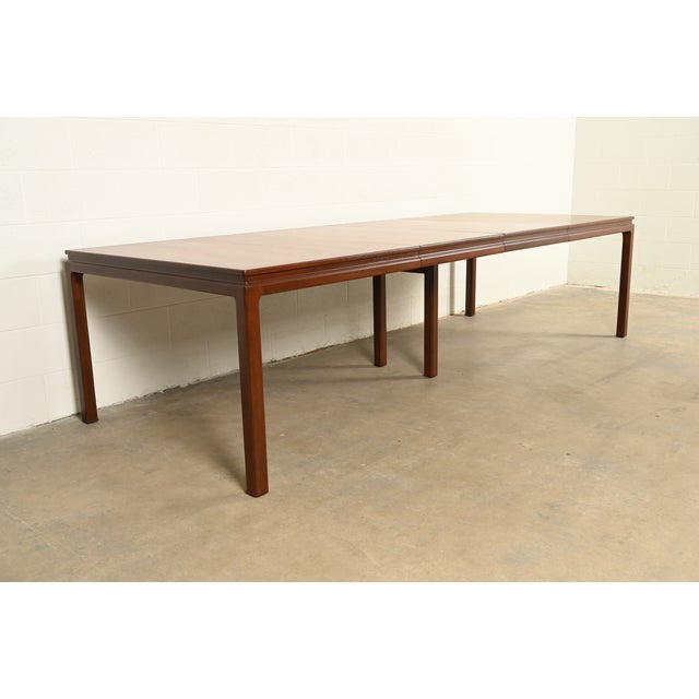 Dunbar Furniture Edward Wormley for Dunbar Mid-Century Modern Walnut Extension Dining Table, Newly Refinished For Sale - Image 4 of 15