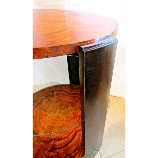 1990s Theodore Alexander Art Deco Style Round Wood and Glass Center / End Table For Sale In Miami - Image 6 of 9