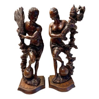 18th Century Hand-Carved Italian Carved Wood Figurines (Circa 1760) - a Pair For Sale