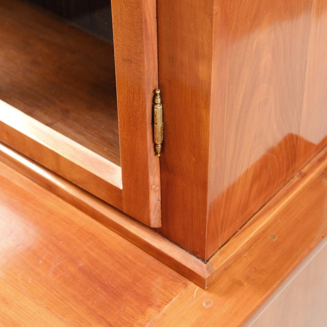 Antique German Chest of Drawers in Cherry, 1810 For Sale - Image 3 of 12