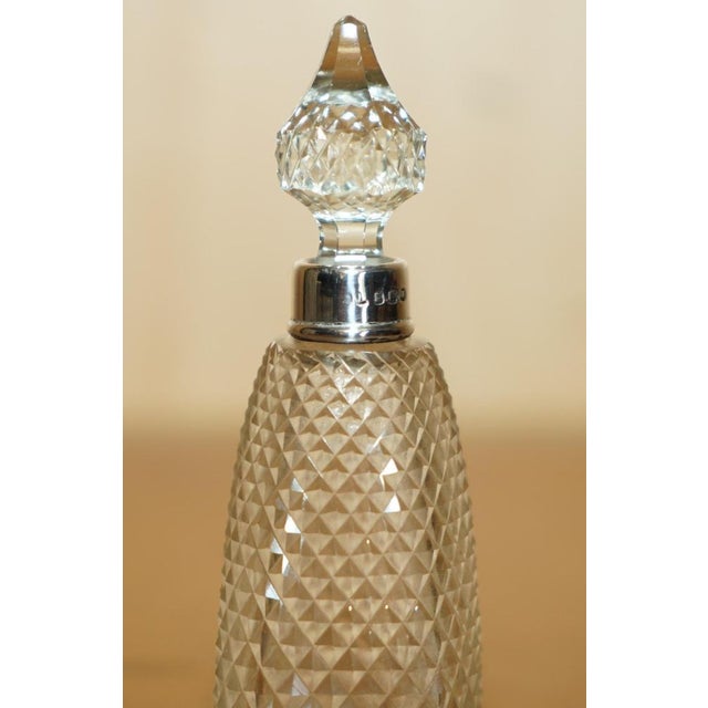 Gold Antique Sterling Silver Perfume Bottle in Cut Glass Crystal, 1890 For Sale - Image 8 of 16