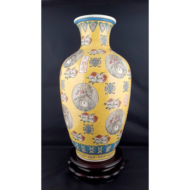 Early 20th Century Early 20th Century Chinese Porcelain Da Ya Zhai Crane Medallions Haitangzun For Sale - Image 5 of 11