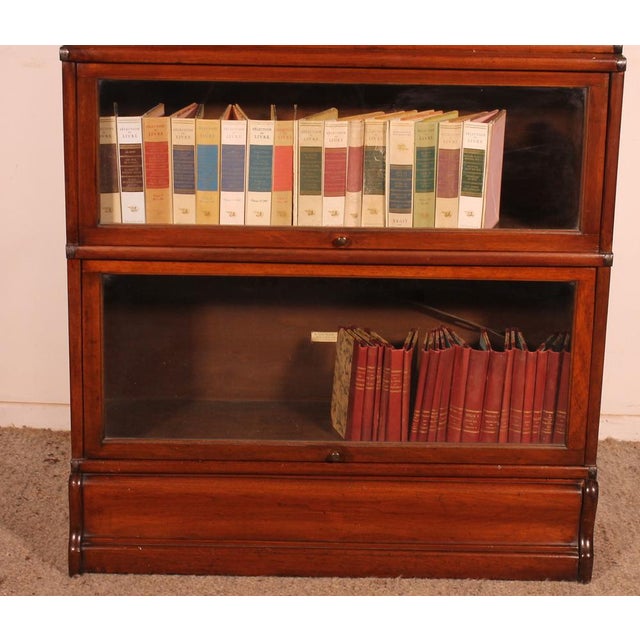 Four-Section Mahogany Bookcase with a Projecting Front from Globe Wernicke For Sale - Image 4 of 12