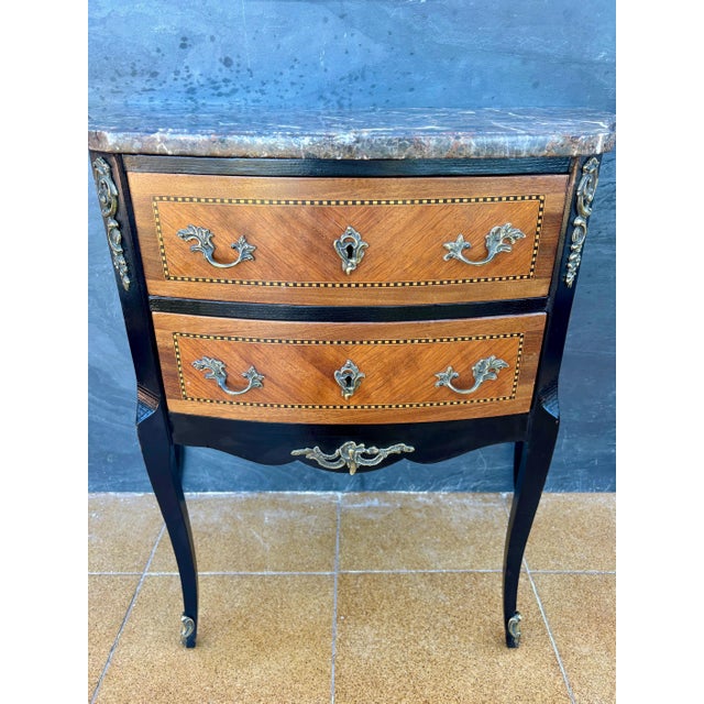 Wood French Louis XV Style Marble Top Petite Commode, Mid-20th Century For Sale - Image 7 of 8