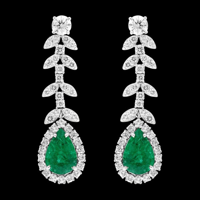 Gia Certified 75 Ct Zambian Emerald & 30Ct Diamond Necklace Earring Bridal Suite For Sale - Image 4 of 8