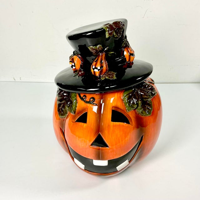 Burnt Orange 1990s Vintage Americana Boho Chic Halloween Jack-O-Lantern Ceramic Cookie Jar For Sale - Image 8 of 13