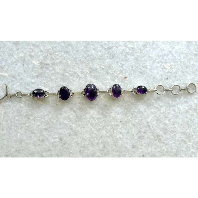 1980s Vintage Amethyst and Sterling Silver Link Bracelet For Sale - Image 5 of 6