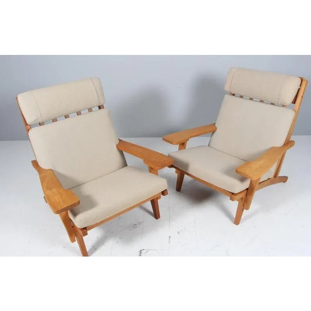 Lounge Chair by Hans J. Wegner for Getama, 1960s For Sale - Image 3 of 9