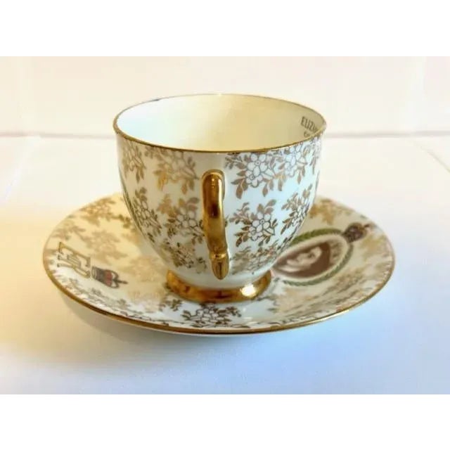 English Vintage Queen Elizabeth 2 Coronation Cup and Saucer For Sale - Image 3 of 11