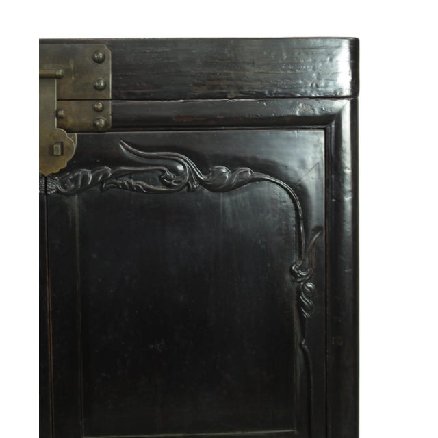 Late 19th Century Antique Chinese Trunk Cabinet For Sale - Image 5 of 13