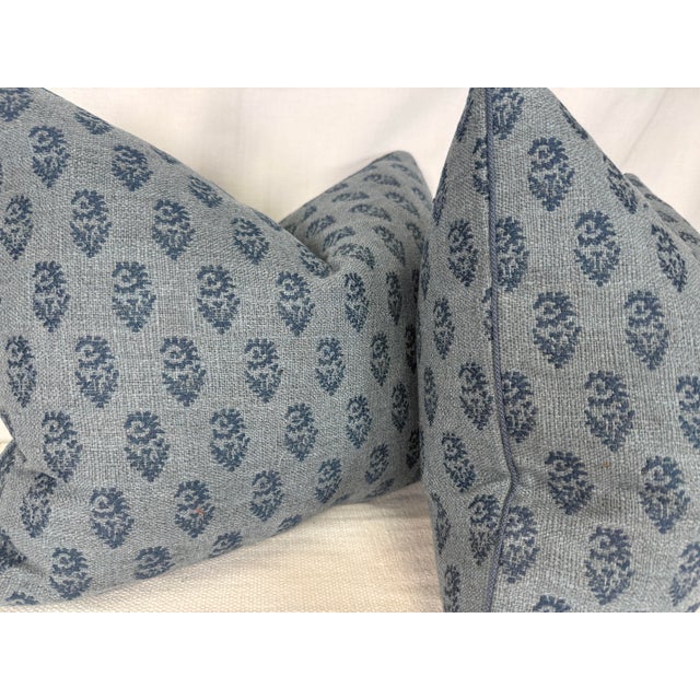 Transitional Peter Dunham "Rajmata Tonal Woven" in Blue on Blue 16”x20” Pillows-a Pair For Sale - Image 3 of 3