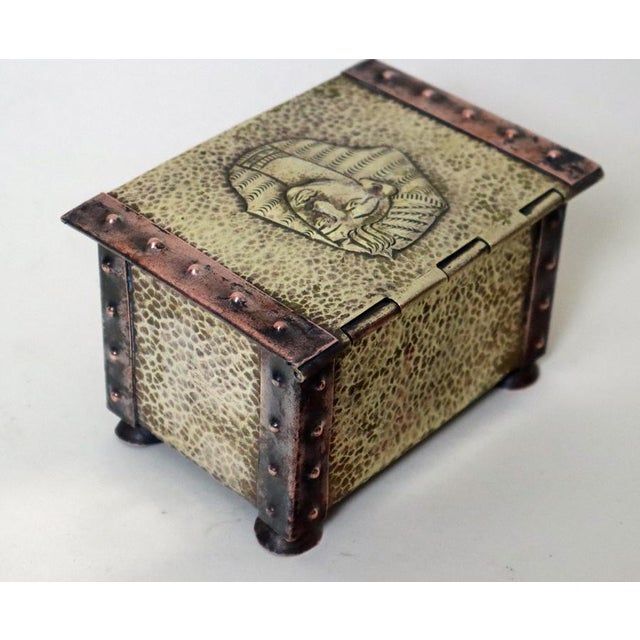 Metal Handcrafted Brass and Copper Love Box with Pharaoh Design, 1920s For Sale - Image 7 of 10