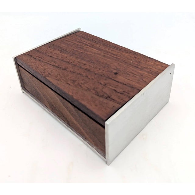 Mid 20th Century Walnut Wood & Brushed Aluminum Cigarette or Trinket Box For Sale In Miami - Image 6 of 10