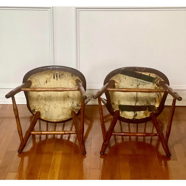 18th Century Early Pennsylvania Windsor Chairs by Love & Whitelock, Signed- a Pair For Sale - Image 11 of 12