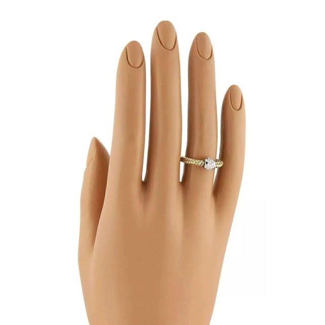 Roberto Coin Primavera Diamond 18k Yellow & White Gold Band Ring For Sale - Image 4 of 4