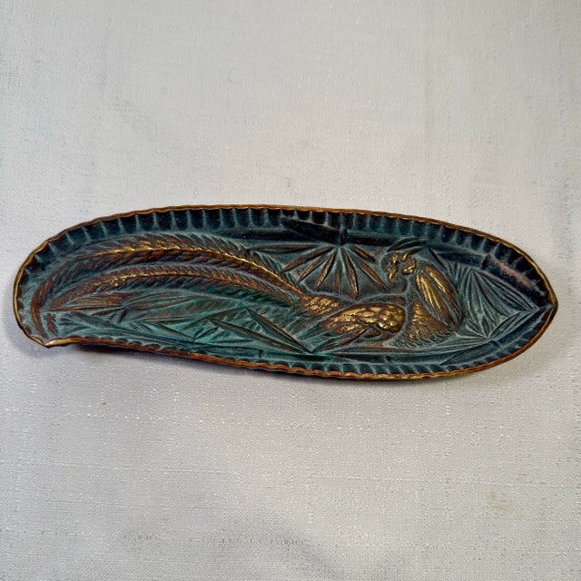 1940s 1948 Virginia Metalcrafters Brass Pheasant Tray, Verdi Finish For Sale - Image 5 of 12