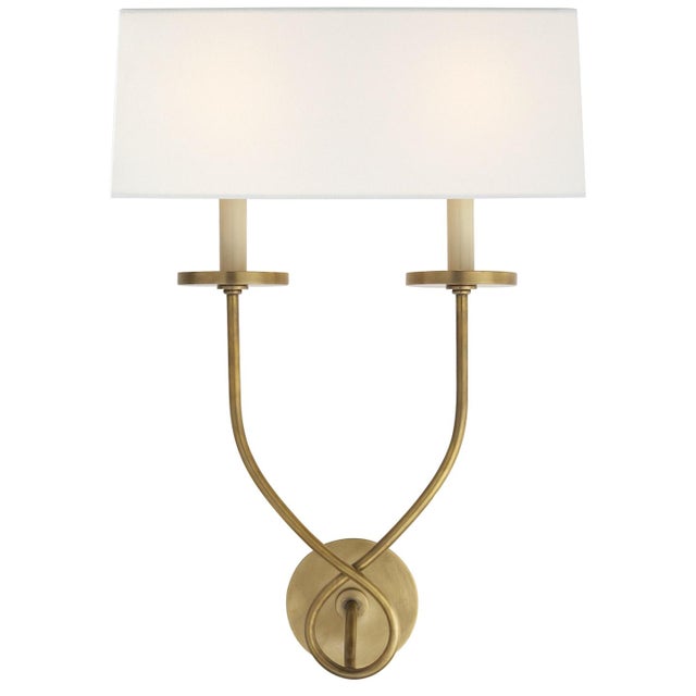 Chapman & Myers for Visual Comfort Signature Symmetric Twist Double Sconce in Antique-Burnished Brass with Linen Shade For Sale