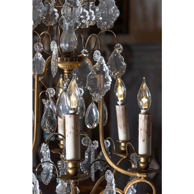 French Six-Light 1890s Crystal Chandelier with Brass Armature and Pendeloques For Sale - Image 12 of 12