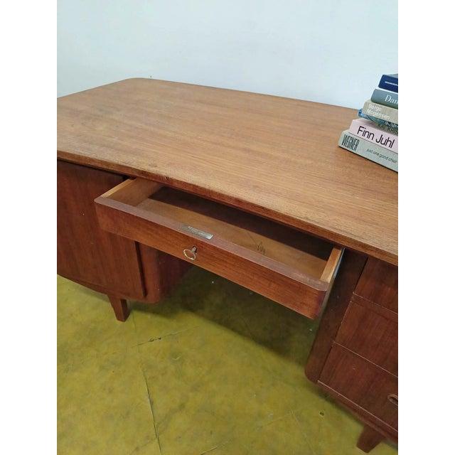 Vintage Danish Teak Desk with Curved Top, 1950s For Sale - Image 6 of 8