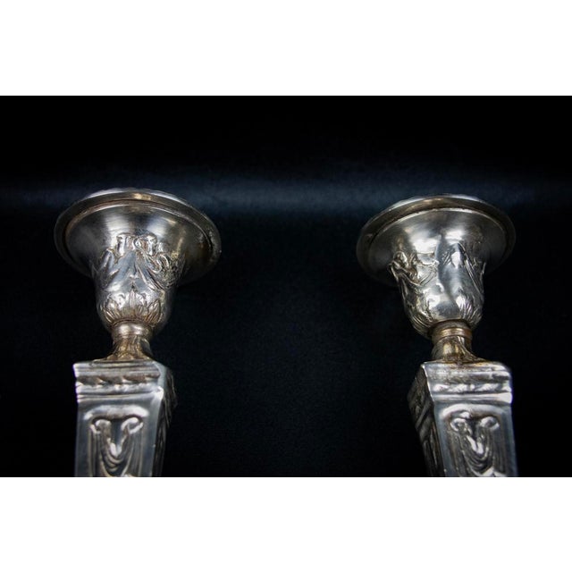 Early 20th Century Neo-Classical Adam Revival Silver-Plated Metal Candlesticks, Europe, Set of 2 For Sale - Image 12 of 13