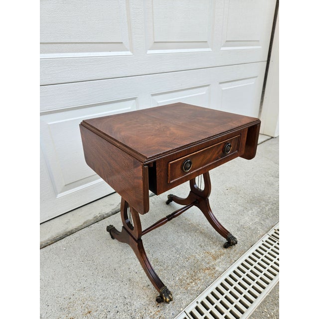 English Crotch Mahogany Dropleaf Side Table For Sale - Image 10 of 17