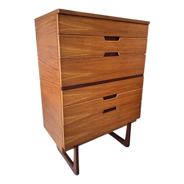 Walnut and Afromosia Tallboy Gunther Hoffstead for Uniflex, 1960 For Sale