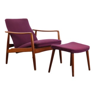 Danish Modern Her Lounge Chairs w/ an Ottoman by Soren J. Ladefoged, ca. late 1950s, Denmark For Sale