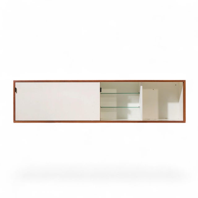 Florence Knoll 123 W-1 Mid Century Walnut Wall Mount Credenza For Sale - Image 9 of 10