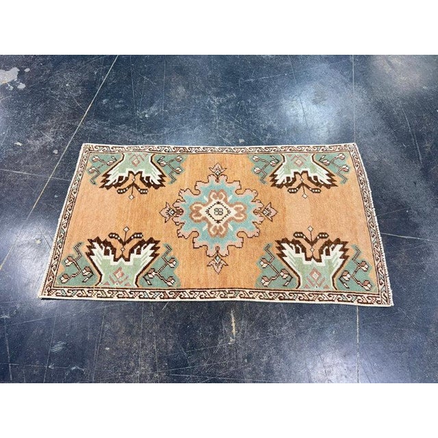 Turkish Vintage Runner Rug 3'9" x 11'3" #17080 For Sale - Image 4 of 8