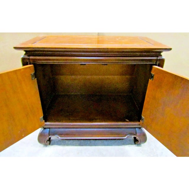 Chinoiserie 1960s Vintage Broyhill Walnut Parquetry Asian Console Cabinet 3230-19 For Sale - Image 3 of 12