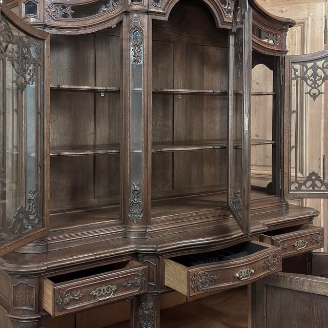 19th Century Country French Régence Liégeois Oak China Buffet For Sale - Image 16 of 18