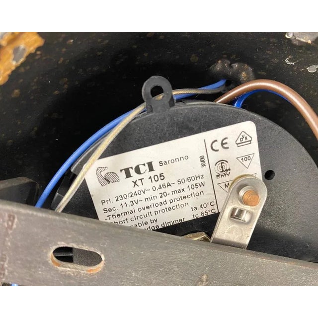 Vintage Art Wall Sconces in Black and Gold Wrought Iron, Italy, 1970, Set of 2 For Sale - Image 10 of 11