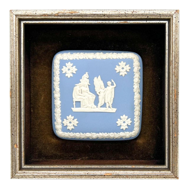 Framed Wedgwood Attributed Jasperware Plaque — Neoclassical Relief in Gilt Frame Shadowbox - English Traditional For Sale