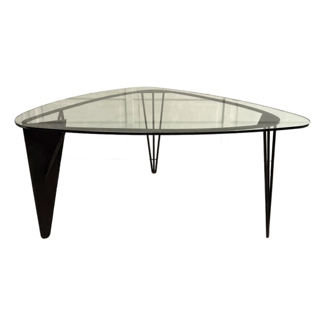 Mid-Century Modern Sculptural Triangular Dining Center Table in the Style of Isamu Noguchi For Sale