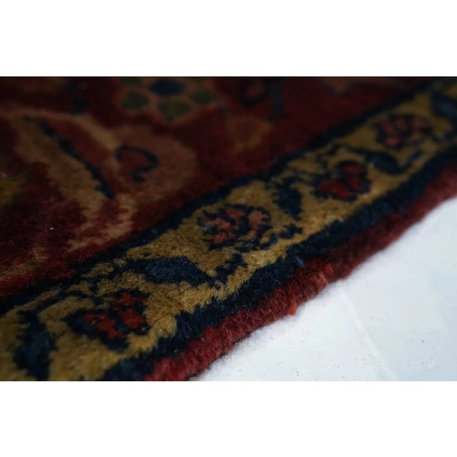 Antique Sarouk Rug 2'7'' x 4'10'' For Sale In New York - Image 6 of 11