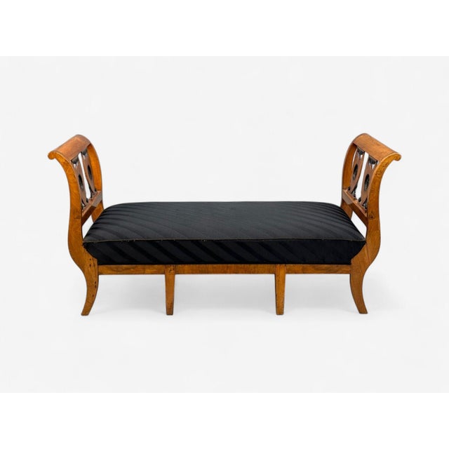 Biedermeier Biedermeier Style, Fruitwood, Black Fabric, Daybed, Usa, 19th Century For Sale - Image 3 of 15